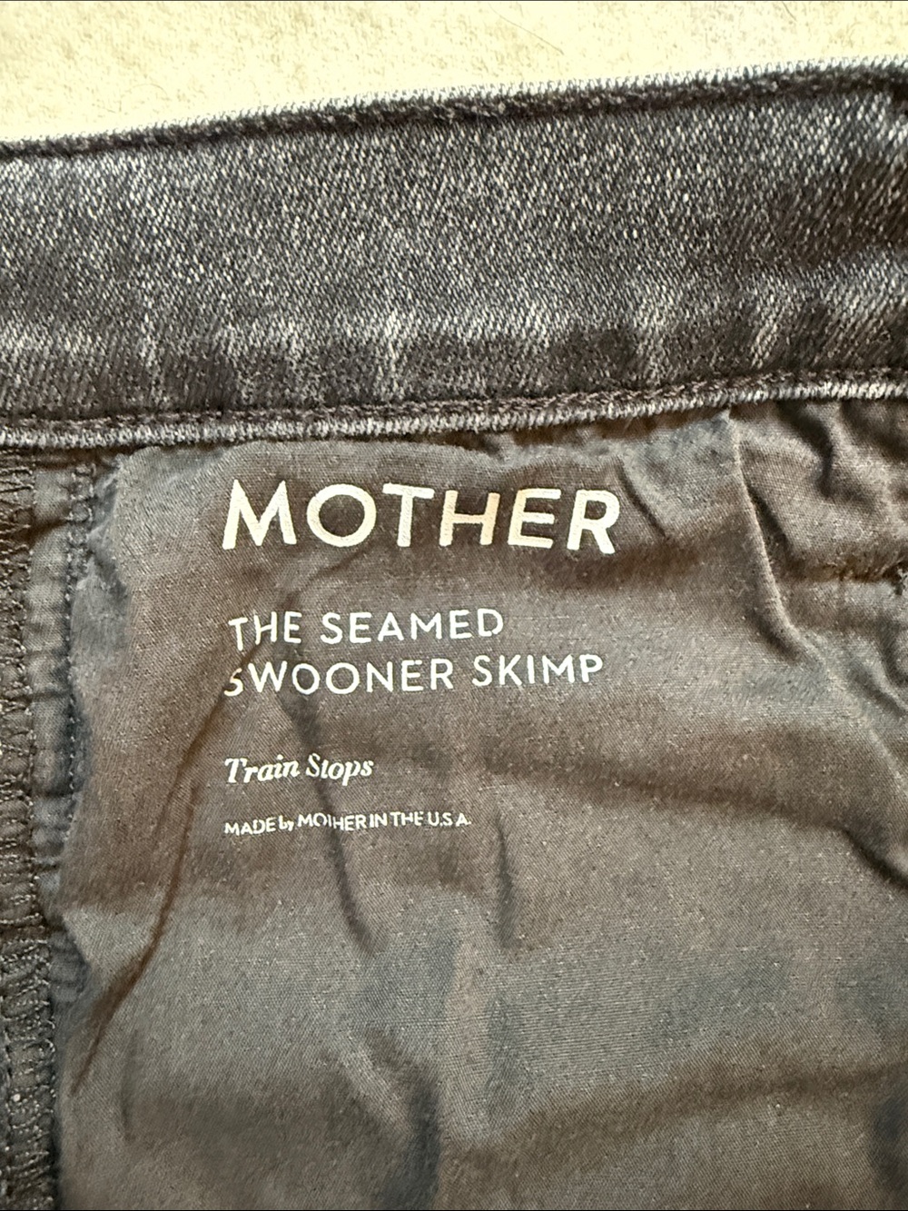 MOTHER The Seamed Swooner Skimp Jean in Train Stops Size 32 - Picture 11 of 16